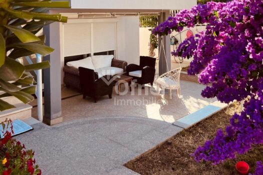 1bF1WPUWcTDmGL4JhpobIS