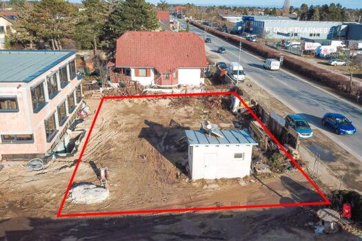 1pQW1aNp7mWVd9Al3GjyHK