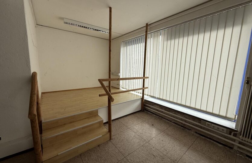 20251114_095830999_iOS