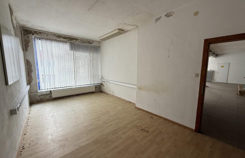 20251114_095850905_iOS