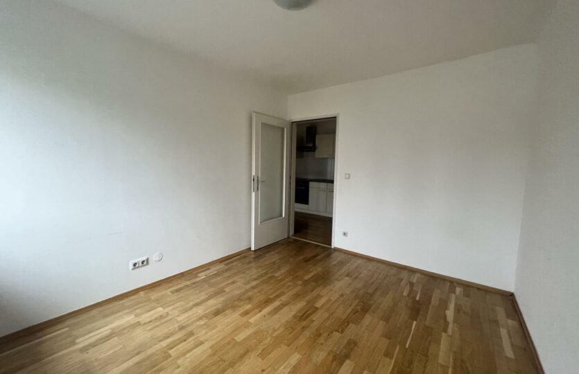 20230703_072852468_iOS