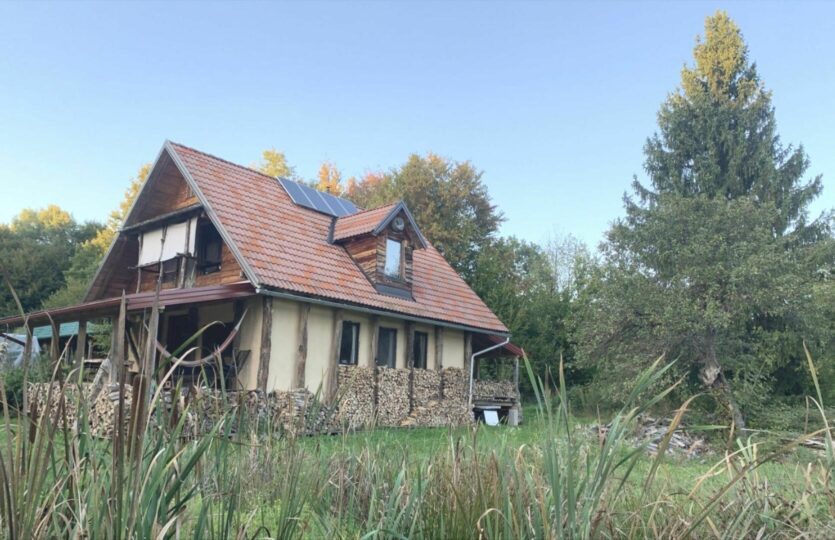 Anwesen 20 ha + Haus -3