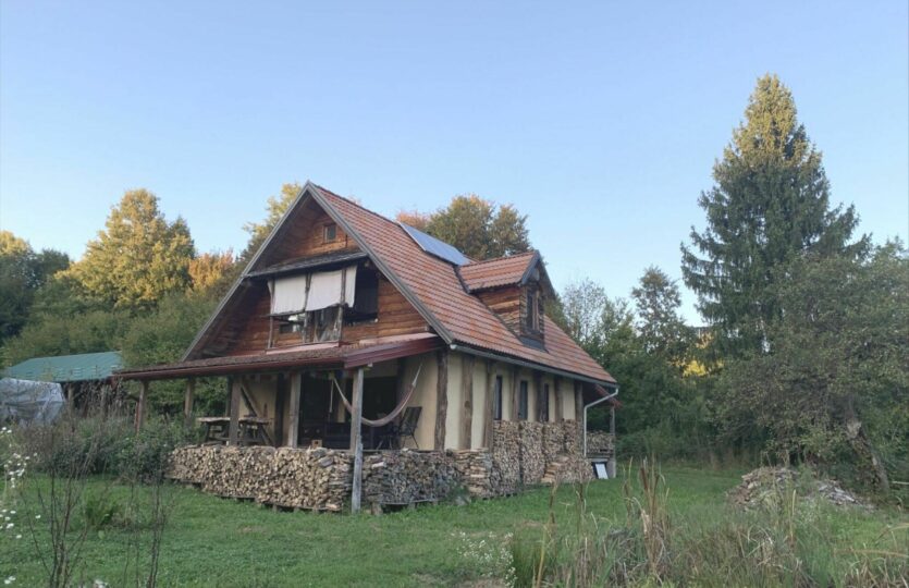 Anwesen 20 ha + Haus -2