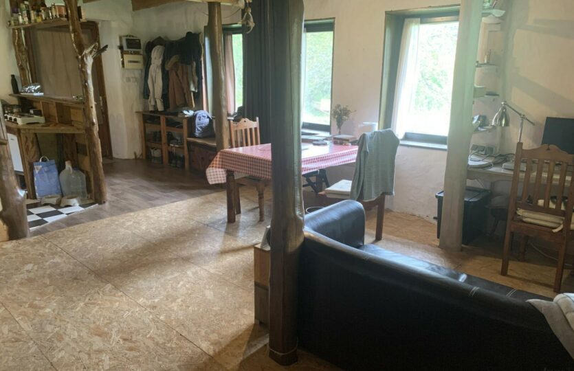 Anwesen 20 ha + Haus -14