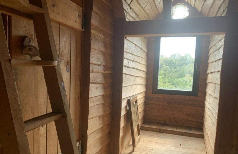 Anwesen 20 ha + Haus -18