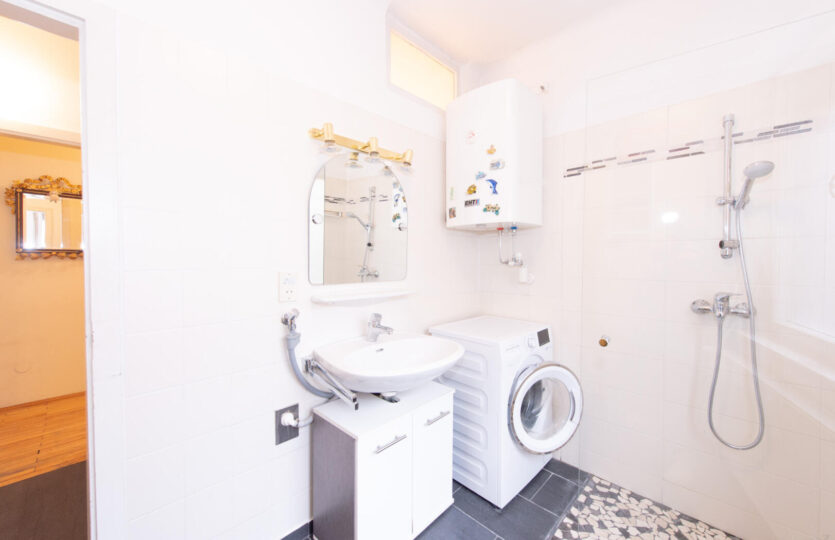 Schönaugasse 44_4-09