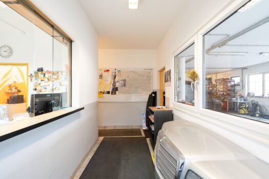 2B2Lmx2E6Pd6Ue9JV34ujP