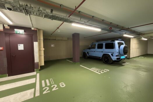 TrIIIple Tower | Perfekte Anbindung an A23 / A4 I Tiefgaragenplatz zur MIETE | Schlachthausgasse U3 I Sorgenfrei parken Parkplatz Nr. 228 (seitlich)