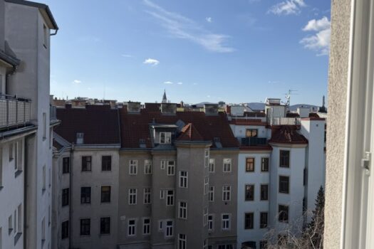 2UfRiIyx4LvQkafnz2jOEW