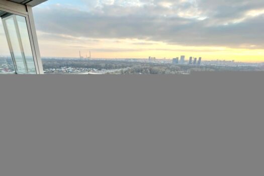 2XwQzO7EmGzcujyLyC0TeW