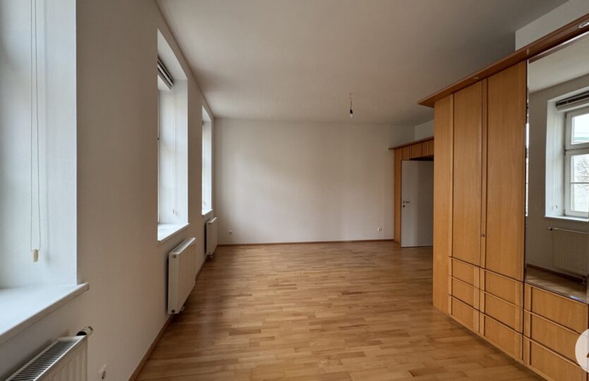 Wohn- oder Schlafzimmer