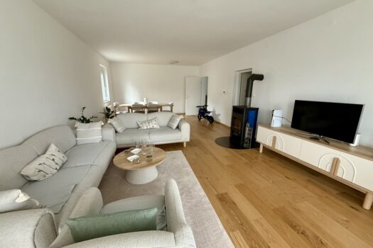 Charmantes Einfamilienhaus in Felixdorf 2yPDg5xj1BWS2Eb5cGCjmT