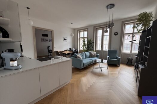 318nqX4nUlWcUwLlIzG6wp