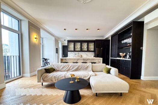 32lhclDubQR4q8CmLNMz69