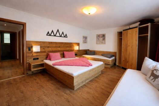 3EWcYFe69B57gky2mSrcXp