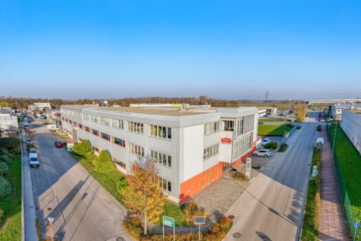 3H9z0PcA0QF4eQKoybVfa7