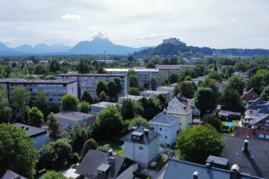 K3 - Traumimmobilie mit Bachzugang und 3 Wohneinheiten 3LdGxA9mZxMIHdc5Ra2GWV