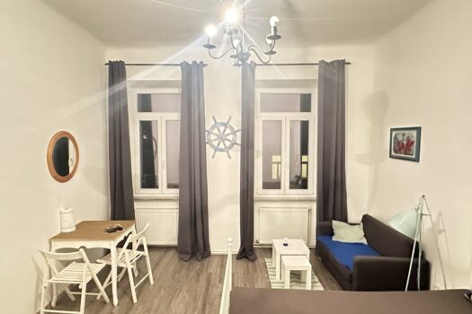 3jBmFEPFXGzXoV2fKRAVgb