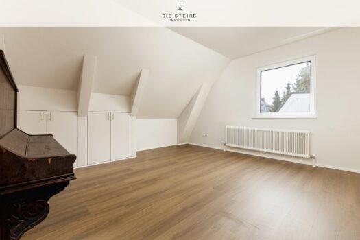 4BYynAvJG6tRX5PoIja6Yr