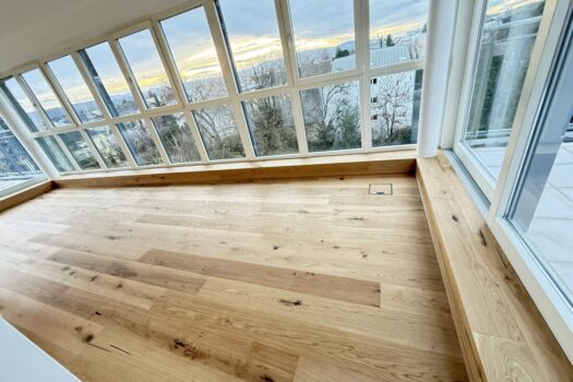 Freifläche auf zwei Terrassen mit Schönbrunnblick und Blick auf Steinhofkirche: neu sanierte und klimatisierte 2-Zimmer-Wohnung! 4DrkfMTzenhEX4iCn8lBI2