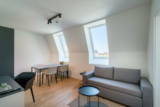 4EWpoajrM4dzRrfkVkKH2J