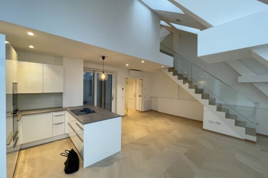 4H9OGmGQQLqwvW69apsHAS