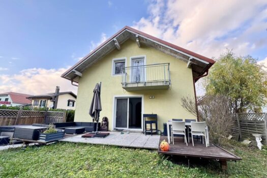 4MkfcudfthY59RtU6e38Bj