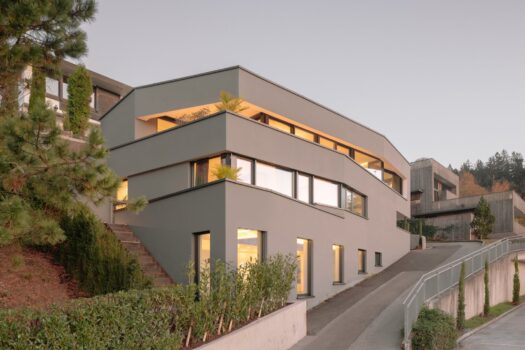 4Xy7vHYdOWU85wcxxCdheT