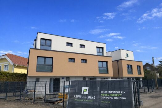 4ZYVYydrQsKAXOEmQQ5iVR