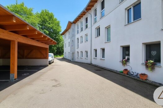 4dEEUZIWBC5nxAZCWW3FFS