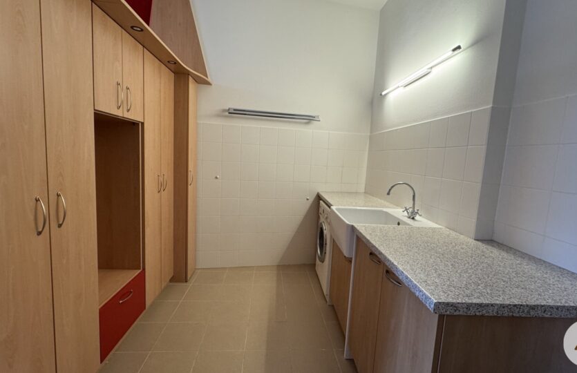 Wirtschaftsraum/Büro/Kinderzimmer