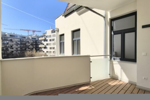 4pQ0oqsRLKOIFH9rVaUITN