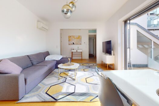 51lxkPuCyQMAhj6yFxDKWv 1