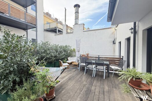 5F01VRyYJ6Bchu4Op4KNS0