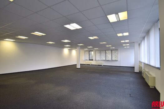 ATTRAKTIVES BÜRO IN LINZ INKL. 5 PARKPLÄTZEN ! 5HZFP3PLk5AM9cjX4ldtc1