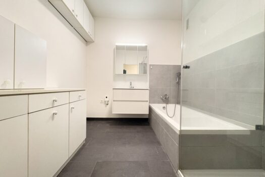 66Gmq2vKzB4Wnk3aPxn1wj