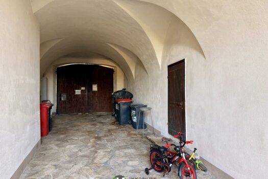 6MyXwarR8oI0hsrndVEaKB