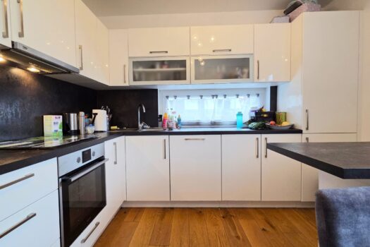 6h2DIiF8E6v9kq4AunmsCF