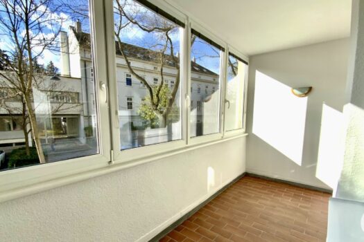 Familienjuwel in grüner Ruhelage mit Loggia - U4 fußläufig erreichbar - Lainzer Tiergarten ums Eck 6lGRASgA5yDMTjNuAHyaHm