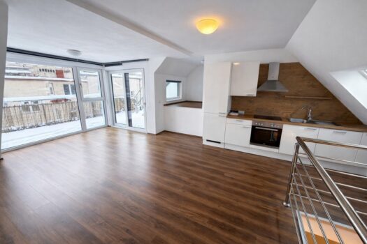 7h5dSleuMtk4kUzm025pCz