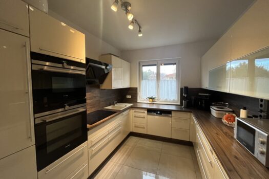 7jxSyGZzm9sWM4GZCEaifG 1