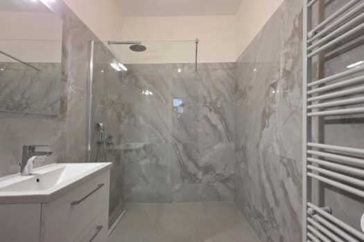 150m zur U1 - Erstbezug - Hauptbahnhof ums Eck - Seitenstraße Ruhelage - hochwertige Ausstattung 7l3874f54mYNWmKqQmBapE 1