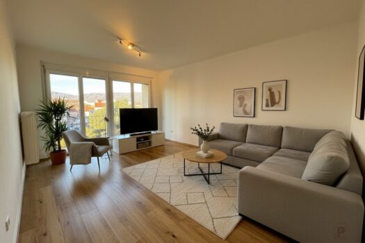 7plRnMMUp8O1eal0890Vyp