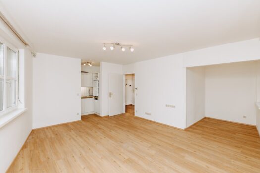 Wohnzimmer mit Schlafnische