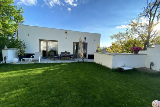 DVUf0EstUJ7PlApnBuG3b 1