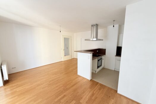 Gute geschnittene 2-Zimmer Wohnung in urbaner ruhe Lage! WhUSEdO3bA9gj5dVZ3YH3