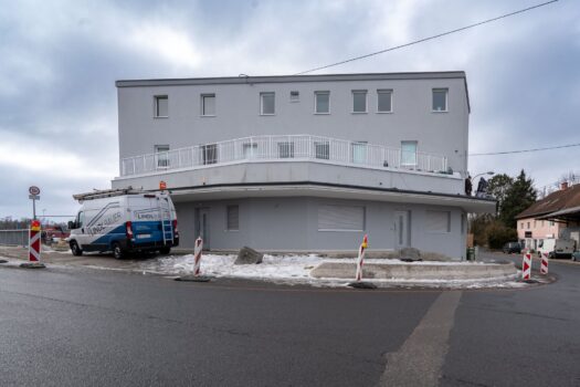 Z2RACageMhYTyniGj1OVs