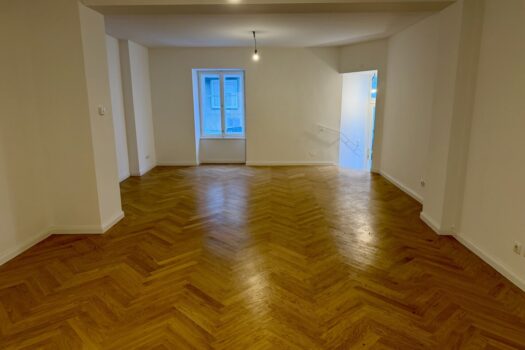 kE7MB5fq5F9FRxPGjIvfy