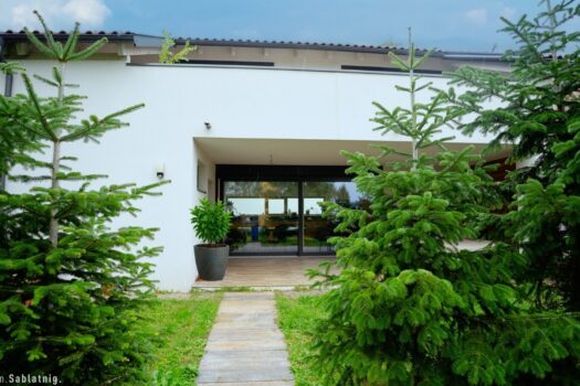 11K4PhCTGzEbLKDcleGC1Z