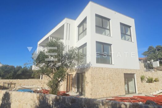 1765800265 20251213 102909